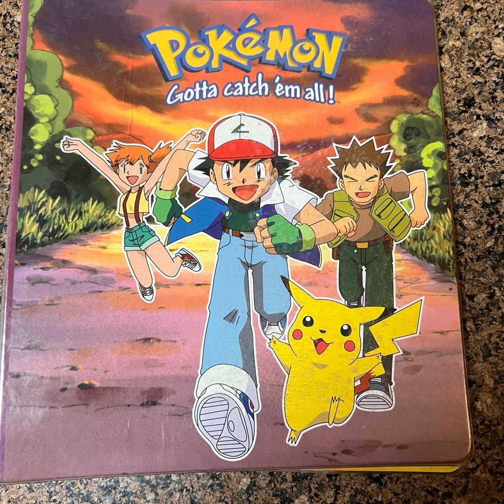 Pokémon folder etc…